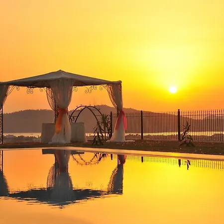 Otel Sundial Hotel & Restaurant Fethiye
