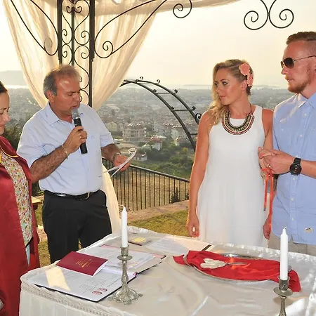 Sundial Hotel & Restaurant מלון פאטהיה